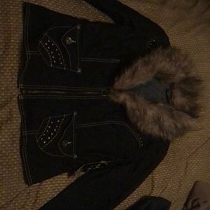 Jean jacket with fur